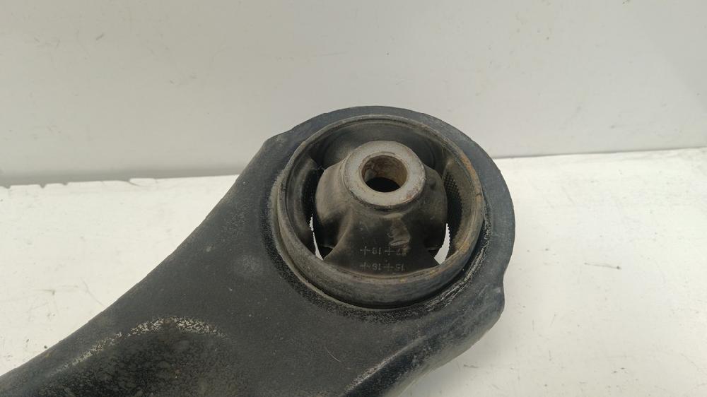 BRAZO SUSPENSION INFERIOR DELANTERO DERECHO HYUNDAI TUCSON 1.6 MT 132CV