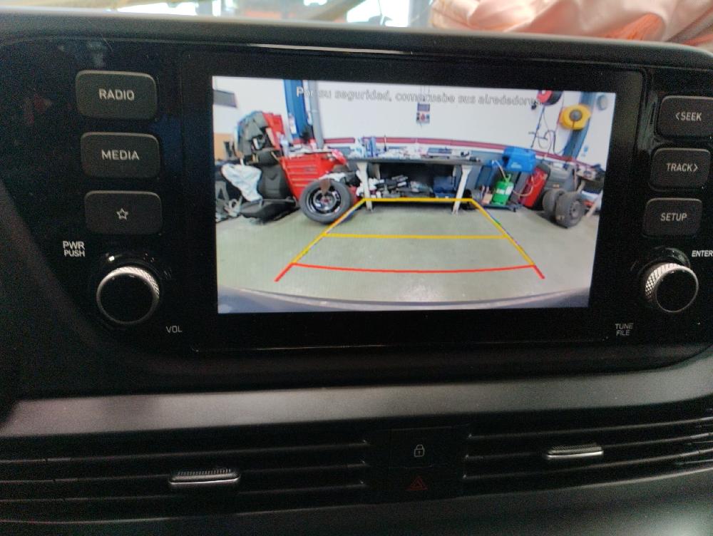 SISTEMA AUDIO RADIO CD HYUNDAI BAYON 2023 1.2 MT 84CV | 62KW