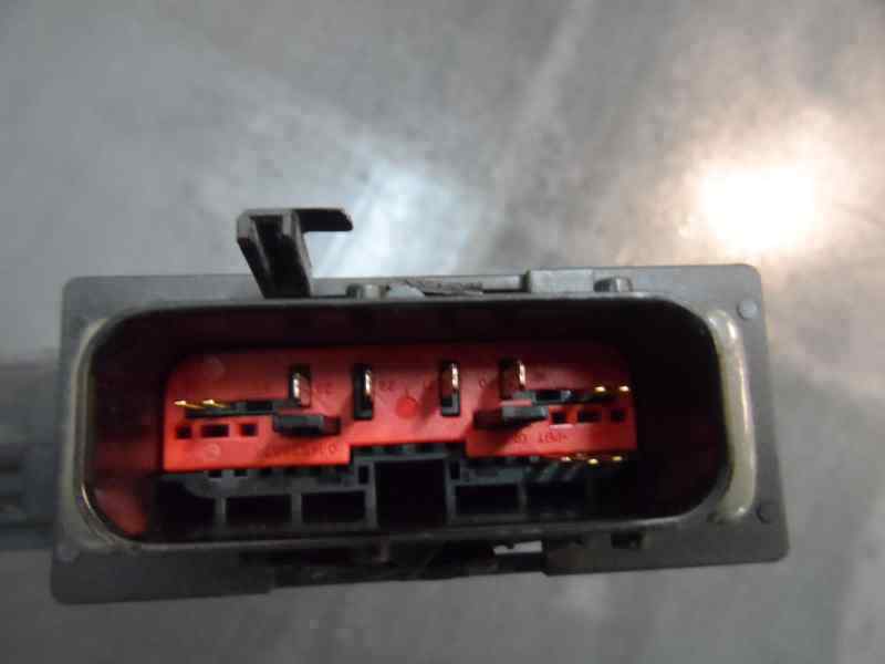 ELEVALUNAS DELANTERO IZQUIERDO VOLVO C30 2.0 D MT 136CV