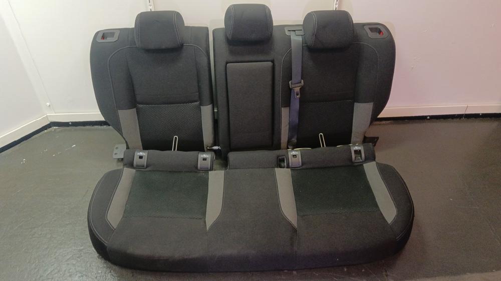 JUEGO ASIENTOS COMPLETO NISSAN QASHQAI 2018 1.3 MT 140CV