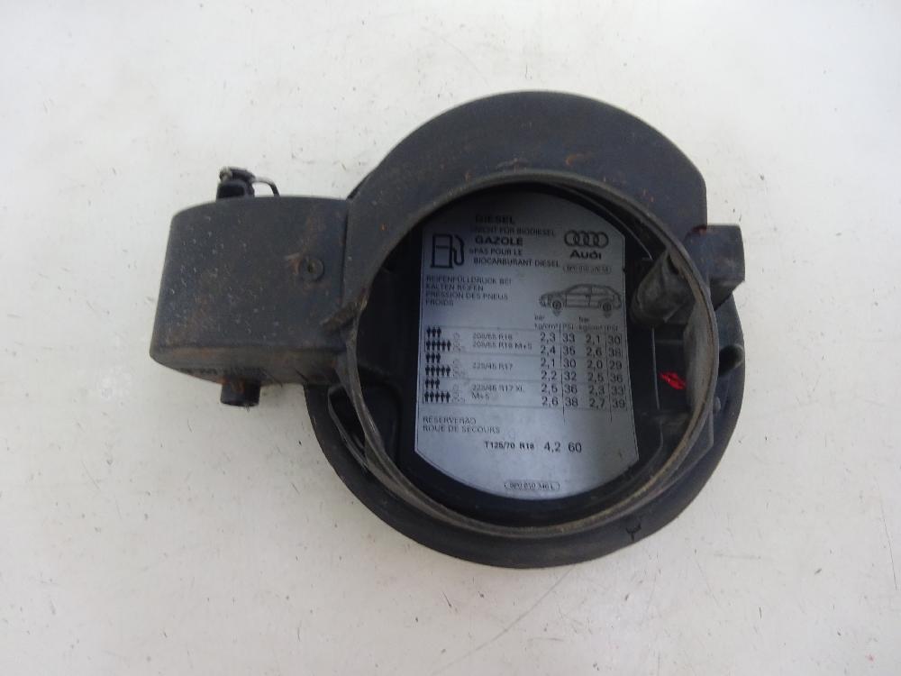 TAPA EXTERIOR COMBUSTIBLE AUDI A3 2.0 TDI MT 140CV