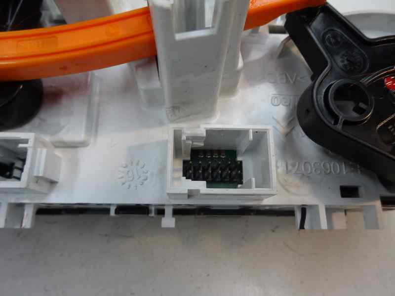MANDO CALEFACCION AIRE ACONDICIONADO PEUGEOT 208 1.2 VTI MT 82CV