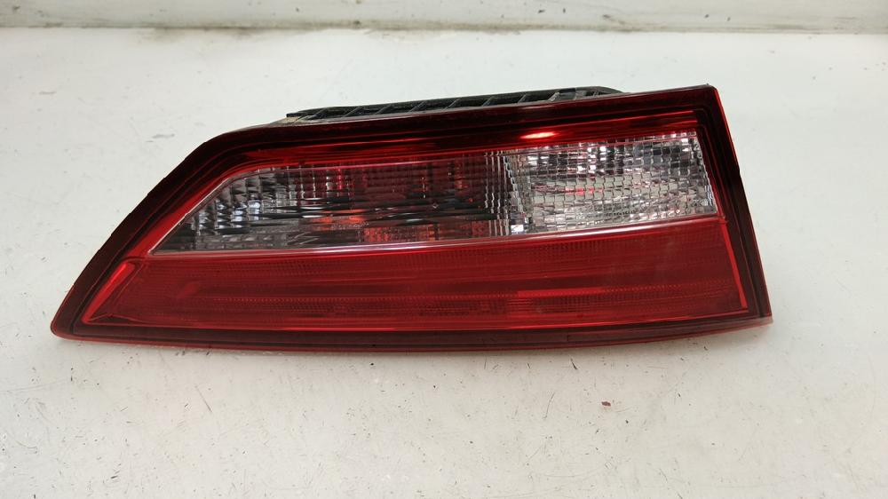 PILOTO TRASERO IZQUIERDO INTERIOR SEAT LEON 1.6 115CV TRANSMISION AUTOMATICA, DIESEL