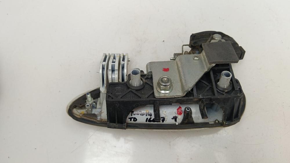 SOPORTE MANETA EXTERIOR PUERTA TRASERA DERECHA FIAT PUNTO 1.3 AMT 75CV | 55KW