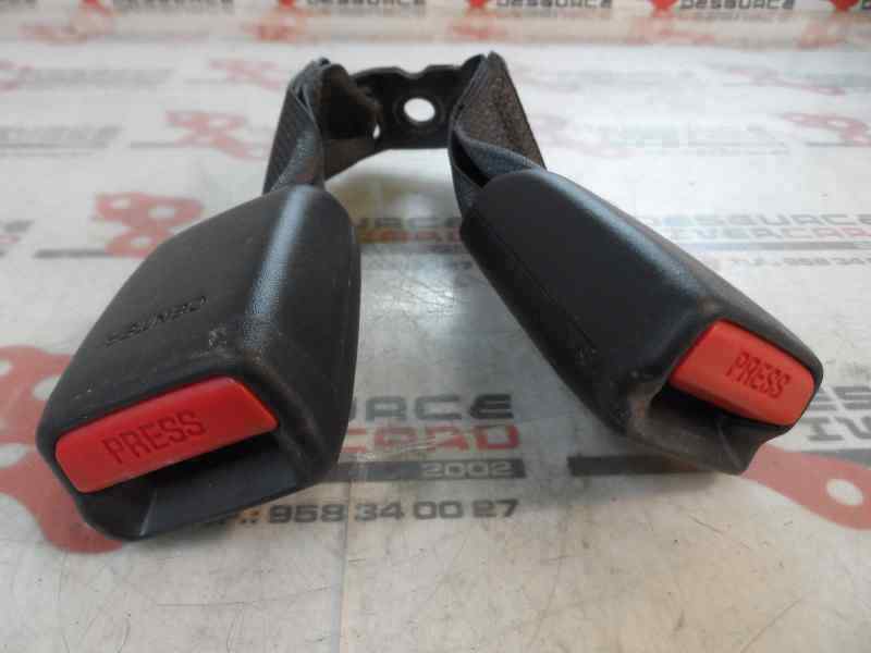 ANCLAJE CINTURON TRASERO CENTRAL LEXUS IS 2.2 MT 177CV | 130KW