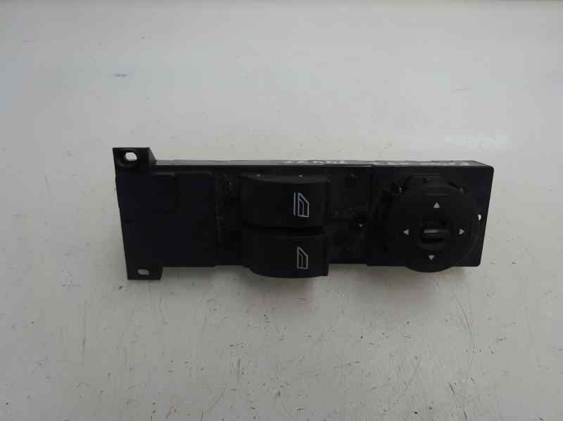 MANDO ELEVALUNAS DELANTERO IZQUIERDO FORD FOCUS 1.6 TDCI MT 90CV