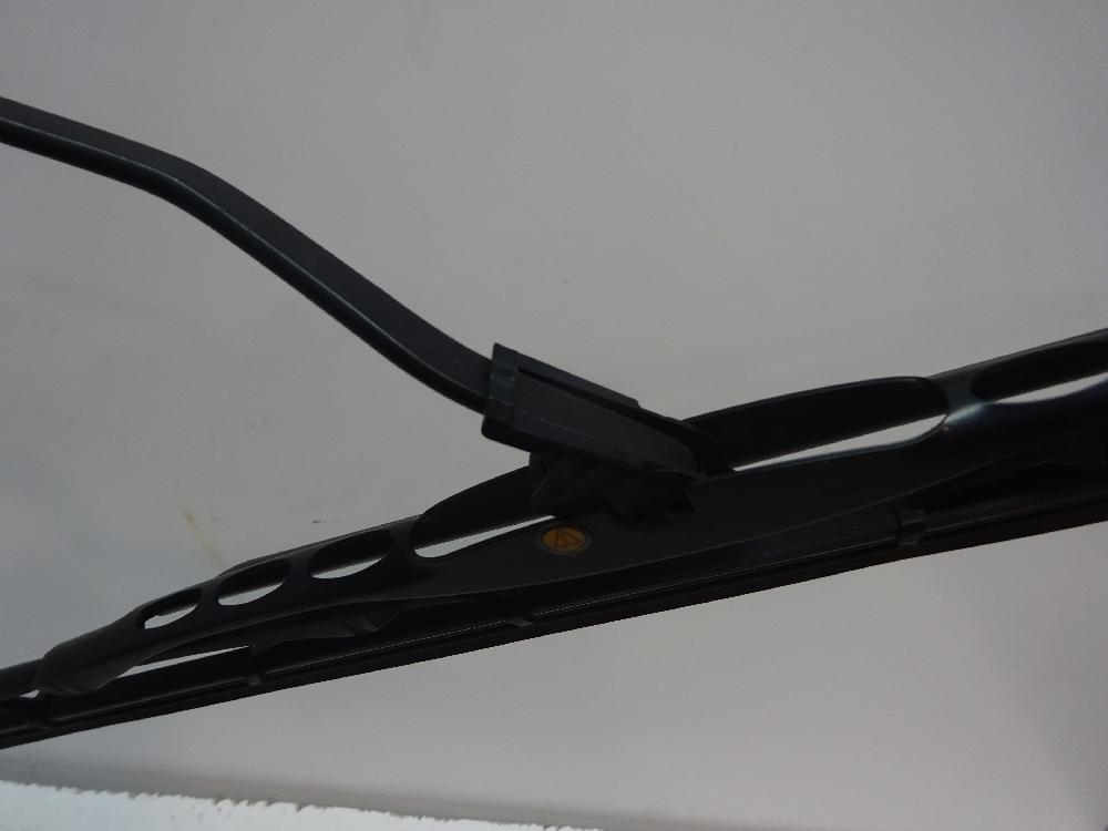 BRAZO LIMPIA DELANTERO IZQUIERDO NISSAN MICRA 1.2 MT 98CV | 72KW