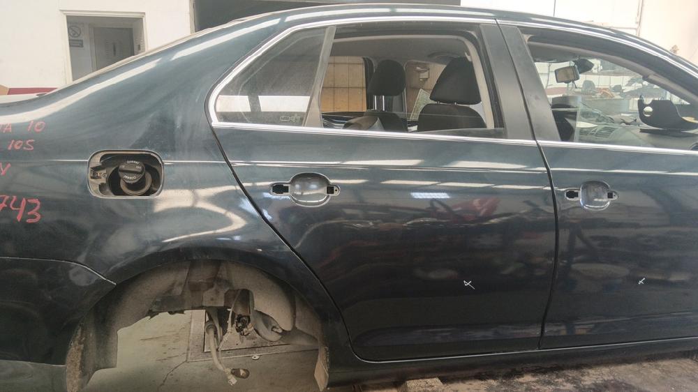 PUERTA TRASERA DERECHA VOLKSWAGEN JETTA 1.6 TDI MT 105CV