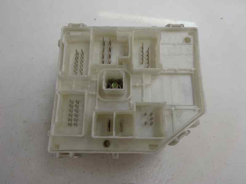 CAJA RELES FUSIBLES TOYOTA RAV4 1.8 MT 4WD 125CV | 92KW