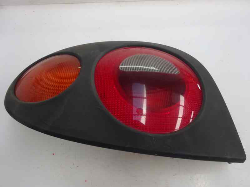 PILOTO TRASERO IZQUIERDO RENAULT MEGANE 1998 1.9 DTI MT 98CV | 72KW