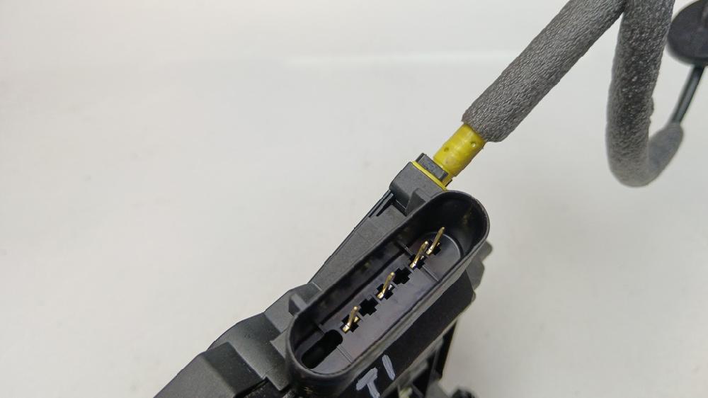 CERRADURA PUERTA TRASERA IZQUIERDA FORD KUGA 1.5 MT 120CV