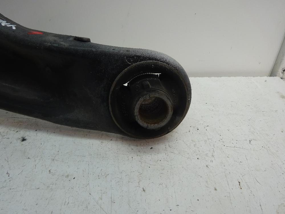 BRAZO SUSPENSION INFERIOR DELANTERO DERECHO TOYOTA YARIS 1.0 MT 69CV