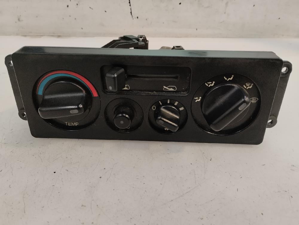 MANDO CALEFACCION AIRE ACONDICIONADO OPEL MONTEREY 1992 3.2 MT 4WD 177CV | 130KW