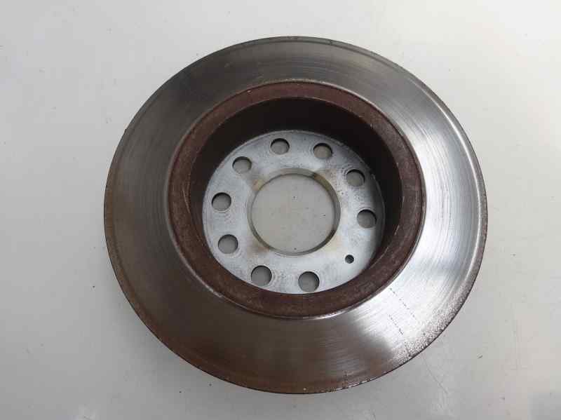 DISCO FRENO TRASERO VOLKSWAGEN GOLF 2004 1.4 MT 75CV