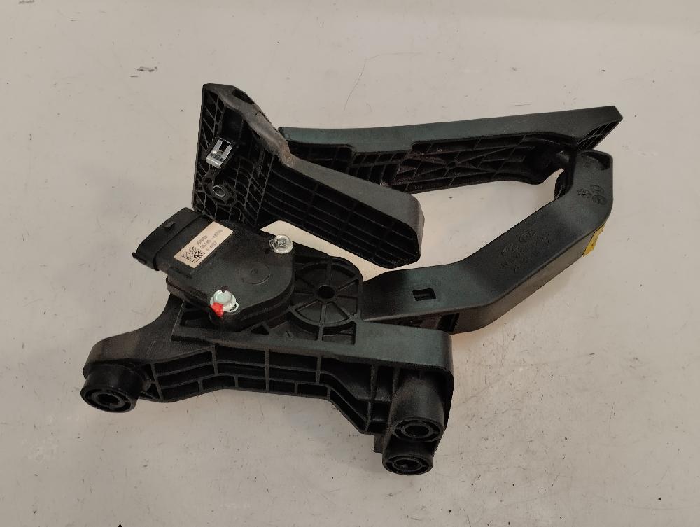 POTENCIOMETRO PEDAL KIA CARENS 1.7 MT 115CV | 85KW