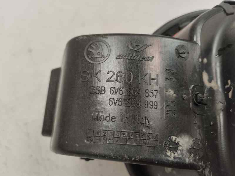 TAPA EXTERIOR COMBUSTIBLE SKODA FABIA 1.0 MT 75CV