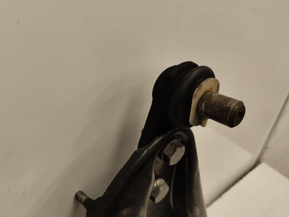 BRAZO SUSPENSION INFERIOR DELANTERO IZQUIERDO RENAULT TWINGO 1.5 DCI MT 65CV