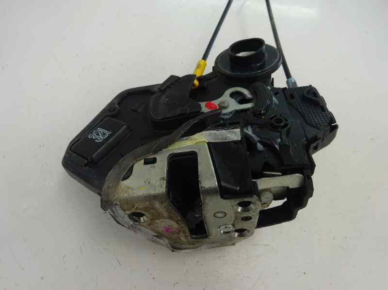 CERRADURA PUERTA TRASERA IZQUIERDA TOYOTA COROLLA 1.4 MT 90CV | 66KW