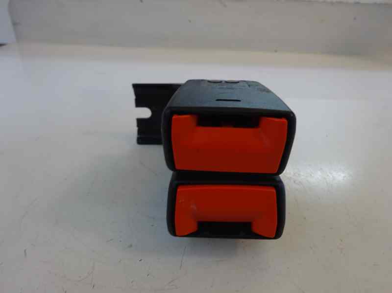 ANCLAJE CINTURON TRASERO DERECHO FORD FIESTA 1.5 TDCI MT 75CV