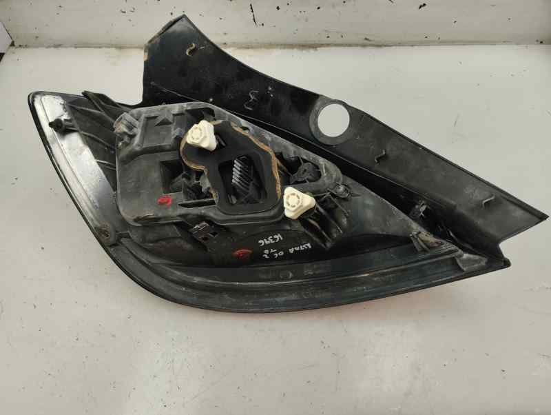 PILOTO TRASERO DERECHO OPEL ASTRA 1.9 CDTI MT 120CV