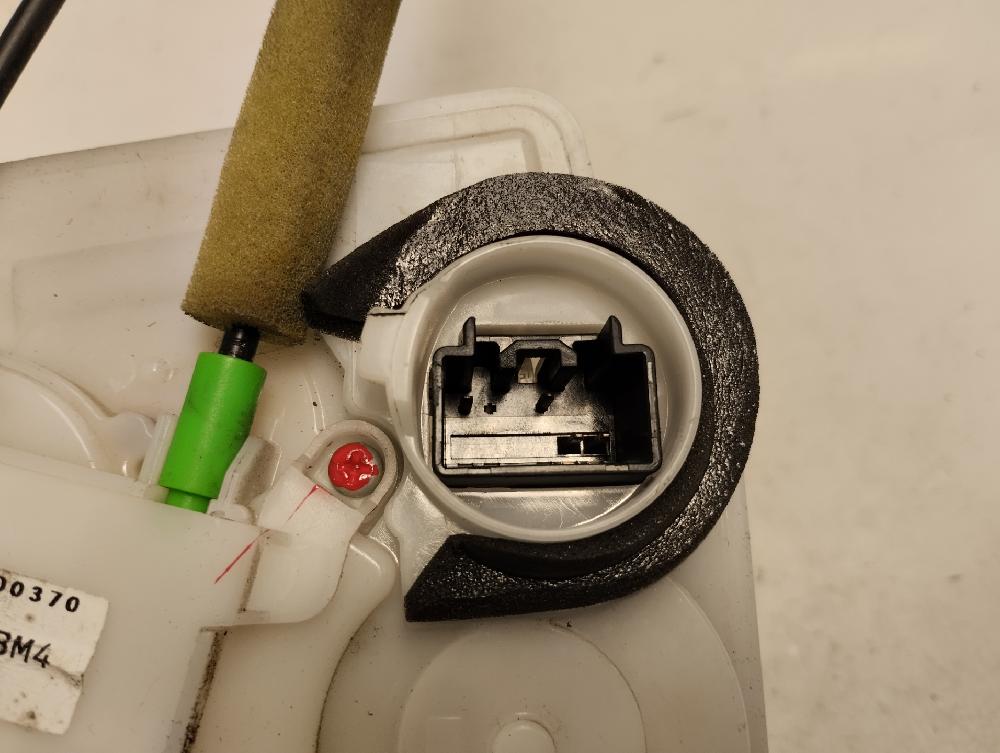 CERRADURA PUERTA TRASERA DERECHA MAZDA 3 2.2 CITD MT 150CV