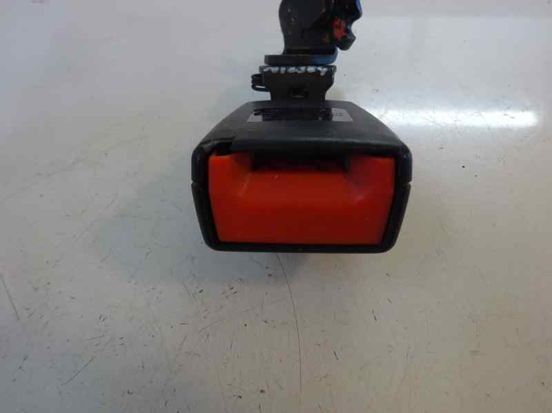 ANCLAJE CINTURON TRASERO IZQUIERDO AUDI A5 2.0 TDI MULTITRONIC 143CV