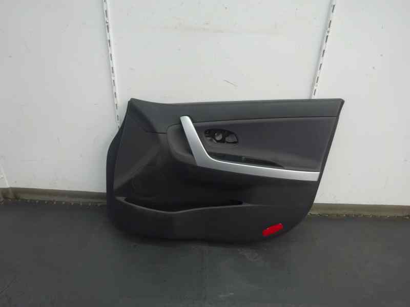 JUEGO ASIENTOS COMPLETO KIA CEED 1.6 MT 129CV | 95KW