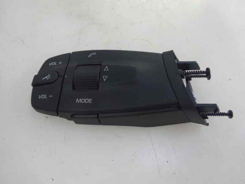 MANDO MULTIFUNCION SEAT IBIZA 1.2 TSI MT 105CV