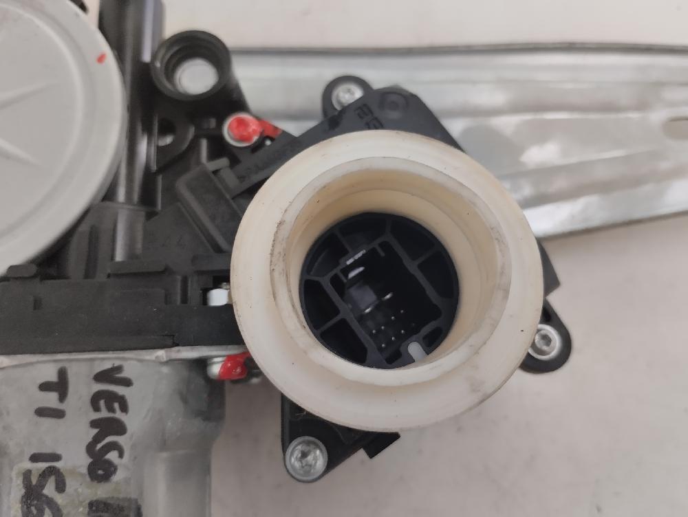 ELEVALUNAS TRASERO IZQUIERDO TOYOTA VERSO 2.0 D-4D MT 128CV