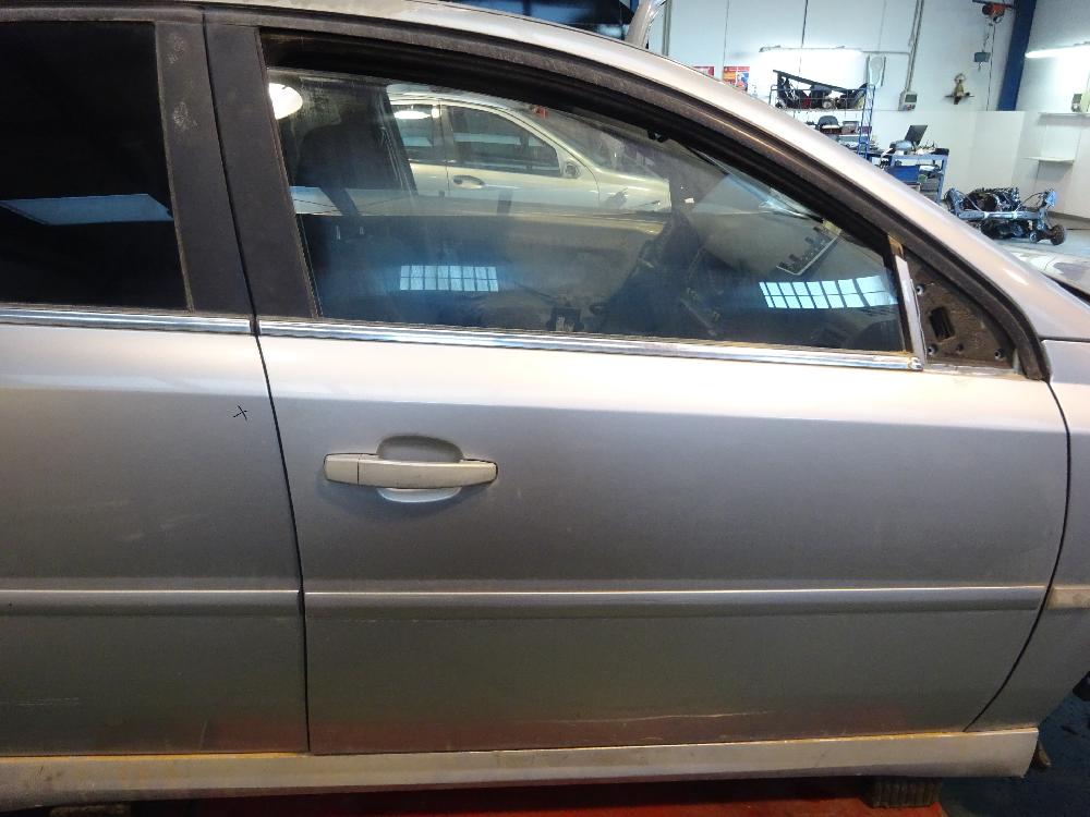 PUERTA DELANTERA DERECHA OPEL VECTRA 1.9 CDTI MT 120CV | 88KW