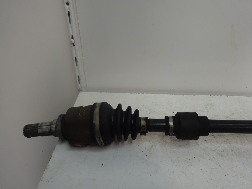 TRANSMISION DELANTERA DERECHA TOYOTA YARIS 1.3 MT 87CV | 64KW