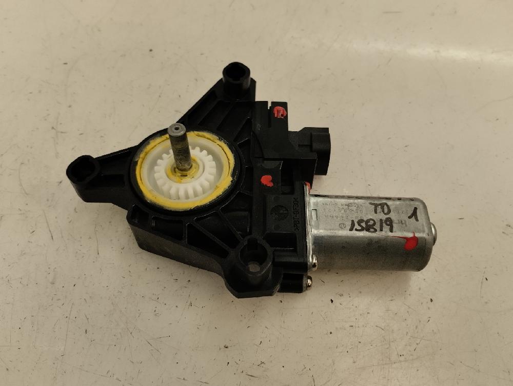 MOTOR ELEVALUNAS TRASERO DERECHO JEEP RENEGADE 1.6 D MT 120CV