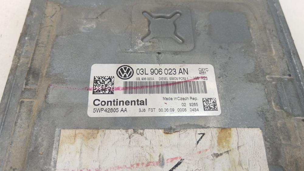CENTRALITA MOTOR UCE VOLKSWAGEN JETTA 1.6 TDI MT 105CV