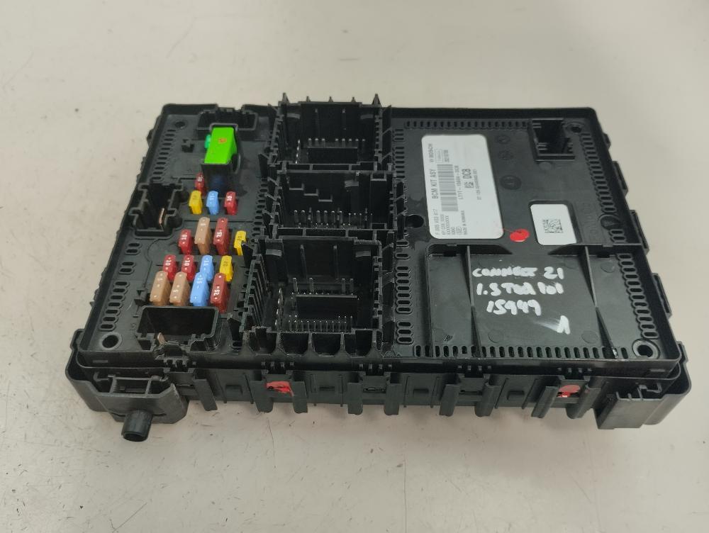 CAJA RELES FUSIBLES FORD TRANSIT CONNECT 2021 1.5 MT 100CV | 74KW