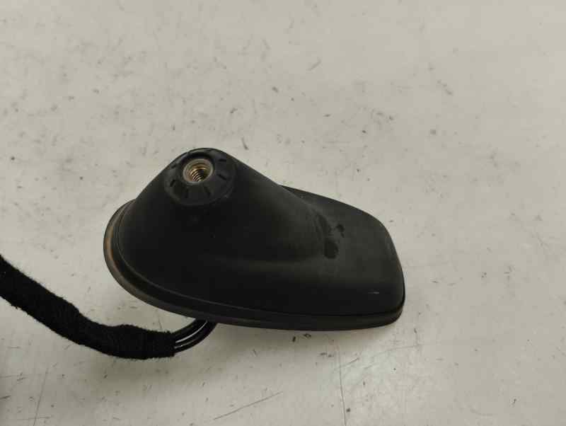 ANTENA PEUGEOT 208 1.2 MT 110CV | 81KW