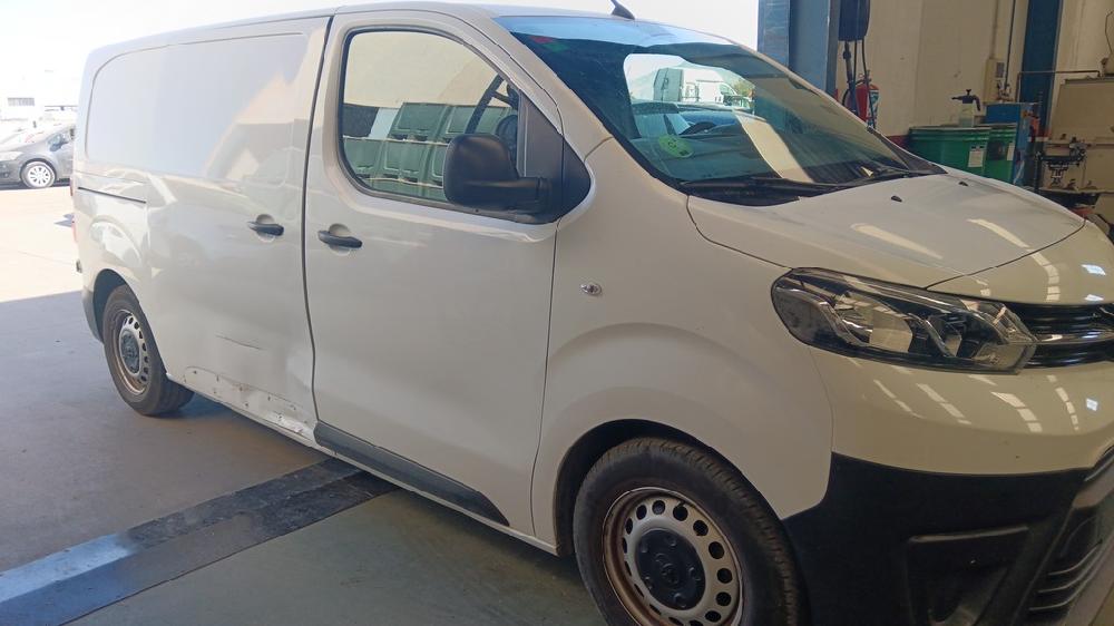 MANDO MULTIFUNCION TOYOTA PROACE 1.6 MT 115CV | 85KW