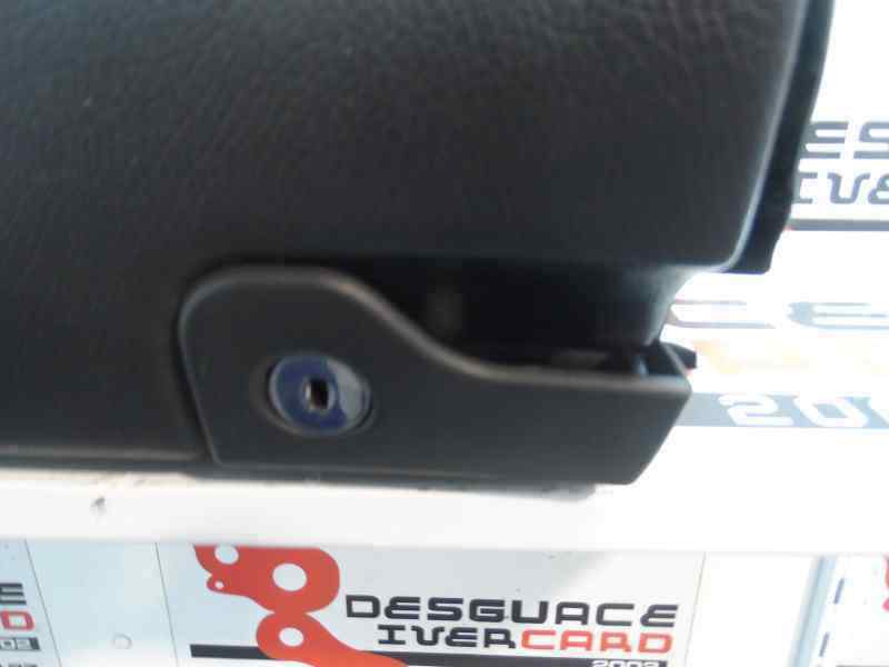 GUANTERA MERCEDES BENZ CLASE C 2.2 MT 122CV | 90KW