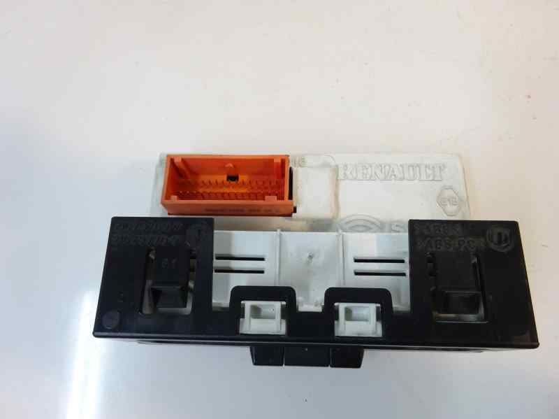 PANTALLA MULTIFUNCION RENAULT MEGANE 2004 1.5 DCI MT 101CV