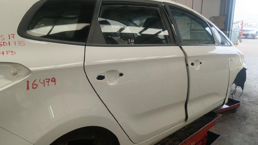 PUERTA TRASERA DERECHA KIA CARENS 1.6 MT 135CV | 99KW