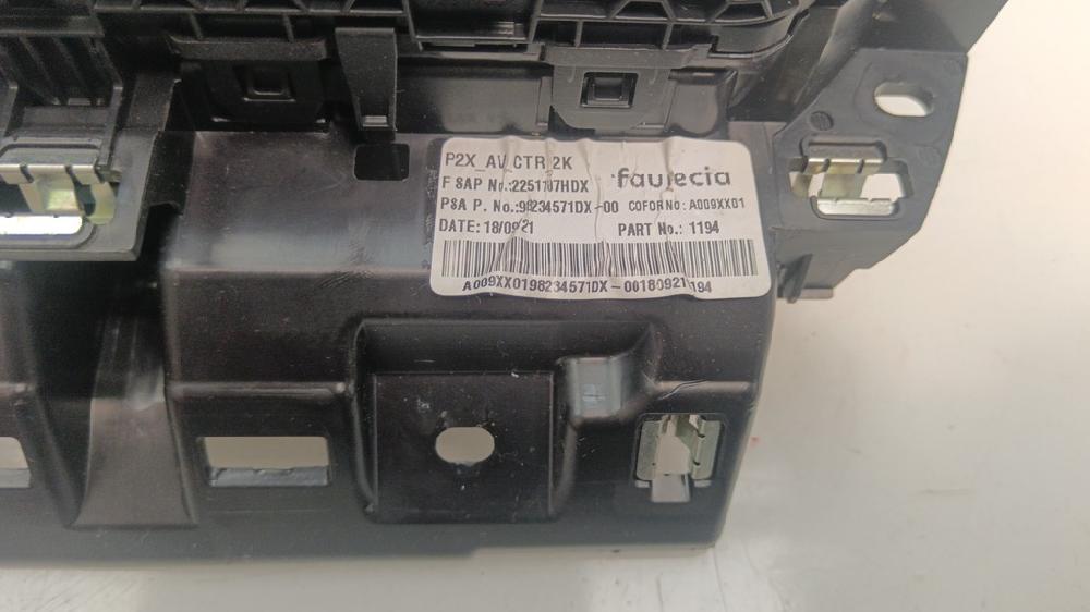 REJILLA AIREADORA CENTRAL PEUGEOT 208 1.5 MT 102CV | 75KW