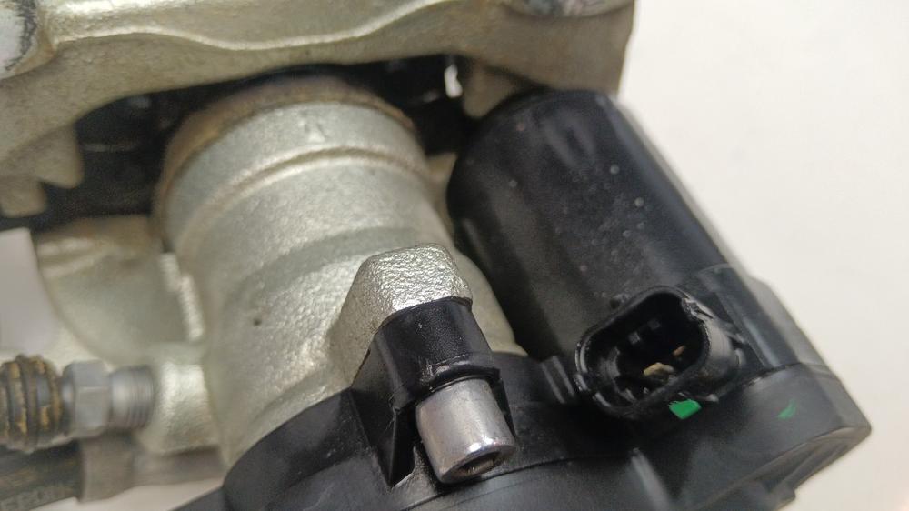 PINZA FRENO TRASERA IZQUIERDA FORD KUGA 1.5 MT 120CV