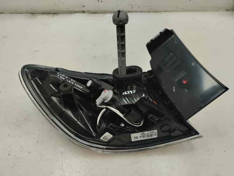 PILOTO TRASERO DERECHO RENAULT CLIO 2024 1.5 MT 101CV
