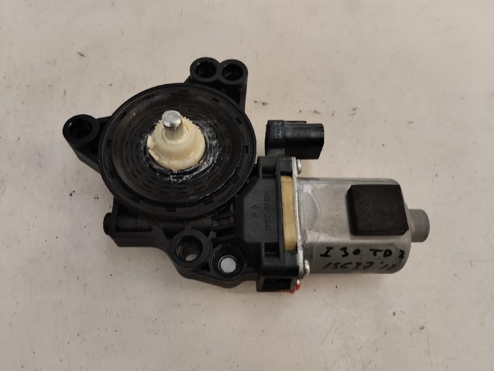 MOTOR ELEVALUNAS TRASERO DERECHO HYUNDAI I30 1.4 MT 100CV | 73KW