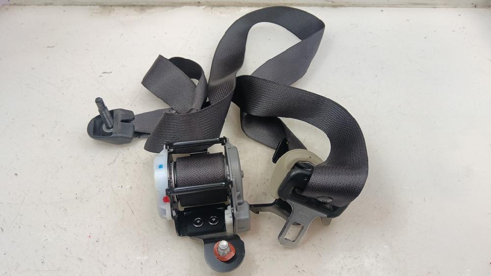 CINTURON SEGURIDAD TRASERO DERECHO KIA CARENS 1.6 MT 135CV | 99KW