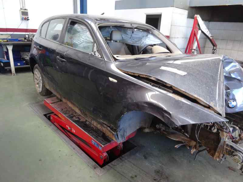LUZ INTERIOR BMW SERIE 1 2006 1.6 116I MT 115CV