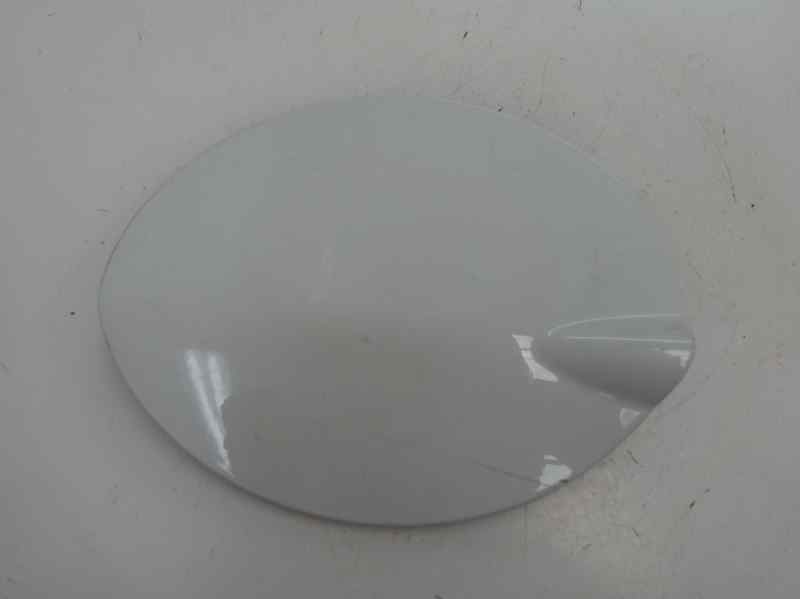 TAPA EXTERIOR COMBUSTIBLE BMW SERIE 1 2009 2.0 MT 150CV | 110KW