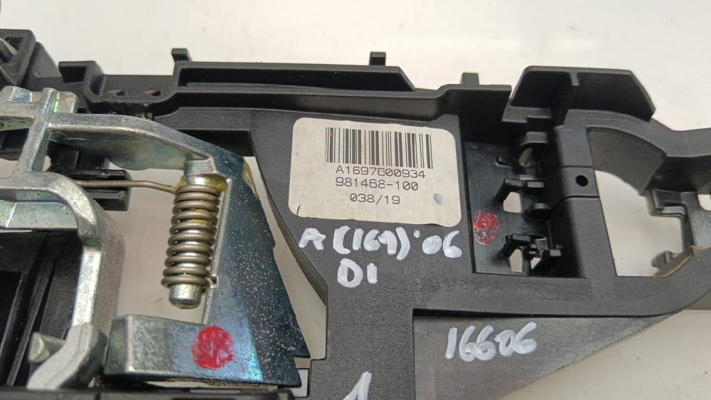 SOPORTE MANETA EXTERIOR DELANTERA IZQUIERDA MERCEDES BENZ CLASE A 2006 2.0 A 180 CDI MT 109CV