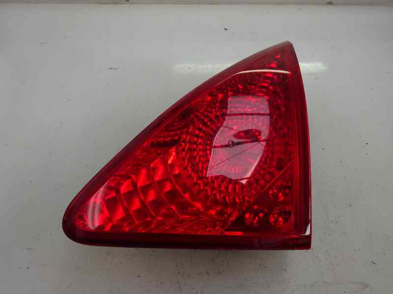 PILOTO TRASERO DERECHO INTERIOR PEUGEOT 3008 2012 1.6 HDI MT 110CV