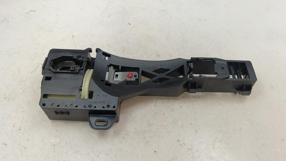 SOPORTE MANETA EXTERIOR DELANTERA DERECHA RENAULT SCENIC 1.3 MT 140CV | 103KW