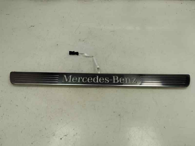 MOLDURA MERCEDES BENZ CLA 2018 1.5 180 D MT 116CV